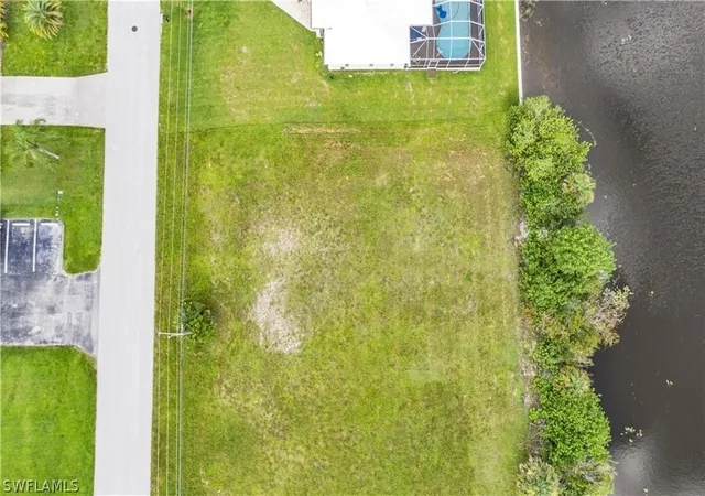 Photo 4 of Land for sale at 505 Se 7Th St, Cape Coral, FL 33990 | MLS# 221080780 | Listing updated on 2025-12-10