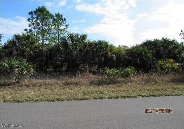 Photo 1 of Land for sale at 15105 Lakeland Cir, Port Charlotte, FL 33981 | MLS# 224096627 | Listing updated on 2025-10-16
