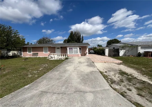 Photo 2 of Single family home for sale at 1116 Gifford Ave S, Lehigh Acres, FL 33936 | MLS# 224028201 | Listing updated on 2026-06-01