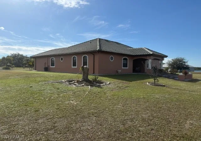3rd image of 4007 Oak Haven Dr, Labelle, FL 33935 | MLS# 224103549