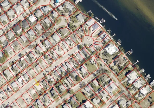 2nd image of 156 Hibiscus Dr, Fort Myers Beach, FL 33931 | MLS# 225012496