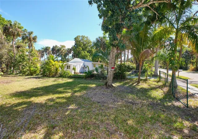 Photo 4 of Land for sale at 213 Delray Ave, Fort Myers, FL 33905 | MLS# 225011883 | Listing updated on 2026-01-28
