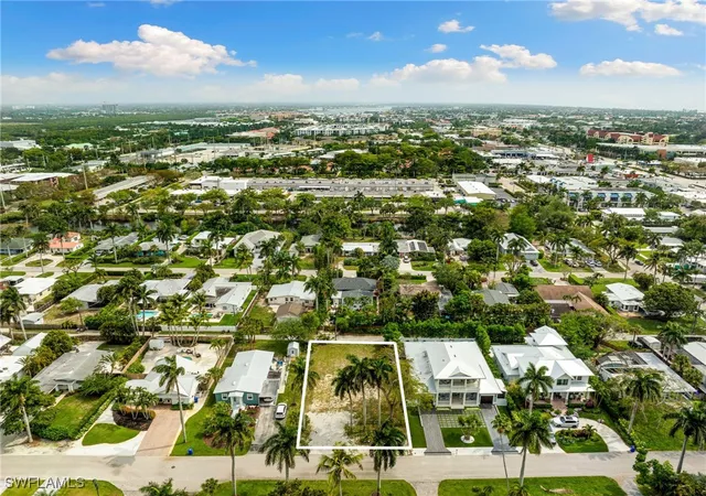 16th image of 1084 Broad Ave N, Naples, FL 34102 | MLS# 225010815
