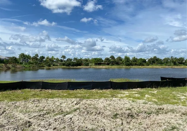 Photo 1 of Sale Pending at 3211 Cotuit Ln, Naples, FL 34114 | MLS# 220055083 | Listing updated on 2025-06-11