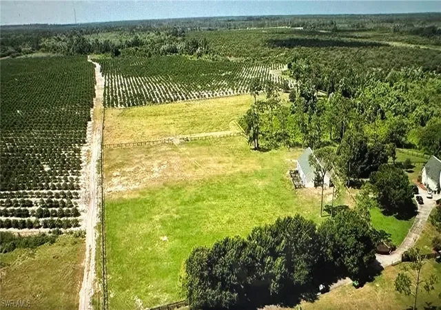 3rd image of 275 S Bear Pointe Dr, Lake Placid, FL 33852 | MLS# 224012691