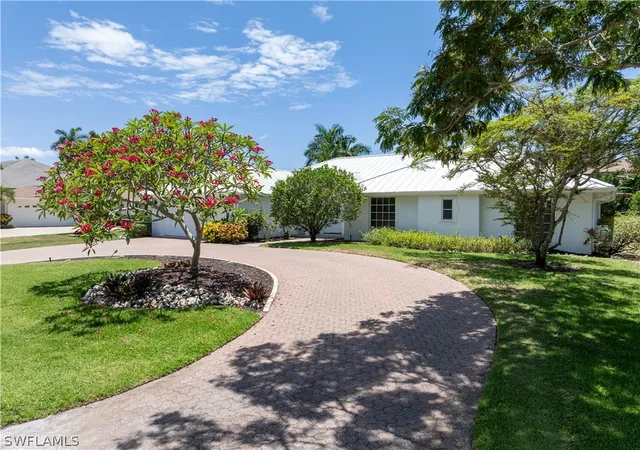 2nd image of 626 Regatta Rd, Naples, FL 34103 | MLS# 224050708
