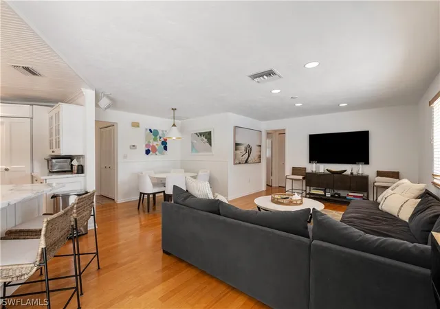 3rd image of 626 Regatta Rd, Naples, FL 34103 | MLS# 224050708