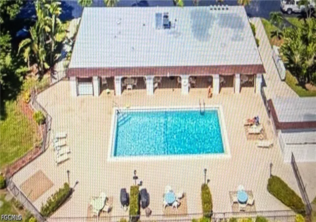 2nd image of 2828 Jackson St, Fort Myers, FL 33901