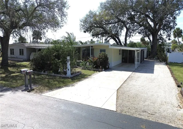 Photo 1 of Manufactured home for sale at 27366 Bourbonniere Dr, Bonita Springs, FL 34135 | MLS# 225020910 | Listing updated on 2026-05-27