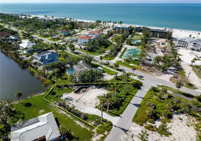 3rd image of 327 Palm Lake Dr, Sanibel, FL 33957 | MLS# 225025395