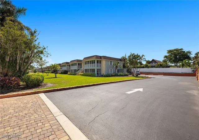 5th image of 1400 Pompei Ln #1, Naples, FL 34103 | MLS# 225026783