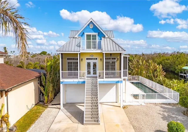 Photo 1 of Single family home for sale at 2690 Gull Ct, Saint James City, FL 33956 | MLS# 224102258 | Listing updated on 2026-03-12