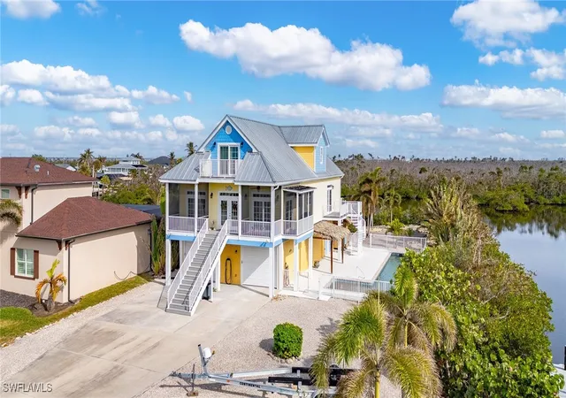 Photo 3 of Single family home for sale at 2690 Gull Ct, Saint James City, FL 33956 | MLS# 224102258 | Listing updated on 2026-03-12