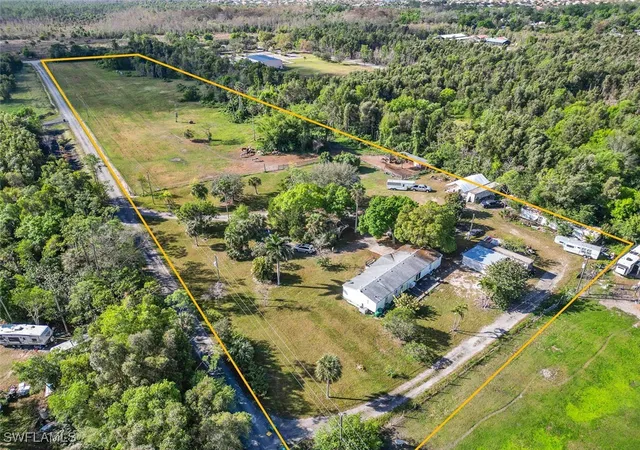 Photo 3 of Manufactured home for sale at 321 Brandy Ln, Naples, FL 34114 | MLS# 225017132 | Listing updated on 2026-08-01
