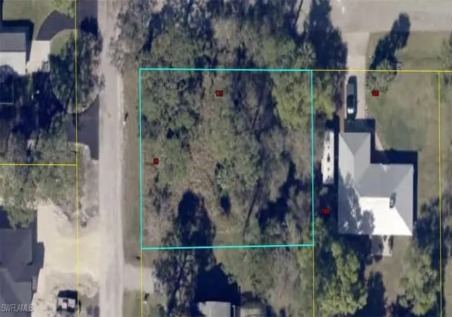 1st image of 1111 Woods Dr, Fort Denaud, FL 33935 | MLS# 225030926
