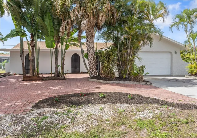40th image of 8925 Dorchester St, Fort Myers, FL 33907 | MLS# 225024065