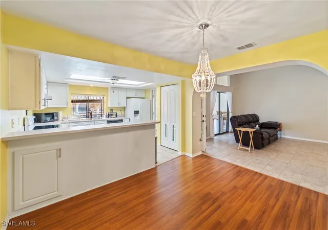 2nd image of 5510 Sw 4th Pl #607, Cape Coral, FL 33914 | MLS# 225002122