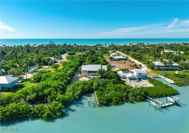 Photo 2 of Single family home for sale at 16543 Captiva Dr, Captiva, FL 33924 | MLS# 225029219 | Listing updated on 2026-08-31