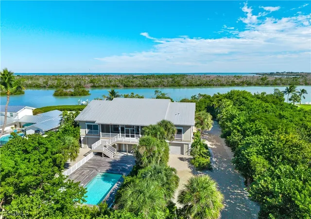 Photo 4 of Single family home for sale at 16543 Captiva Dr, Captiva, FL 33924 | MLS# 225029219 | Listing updated on 2026-08-31