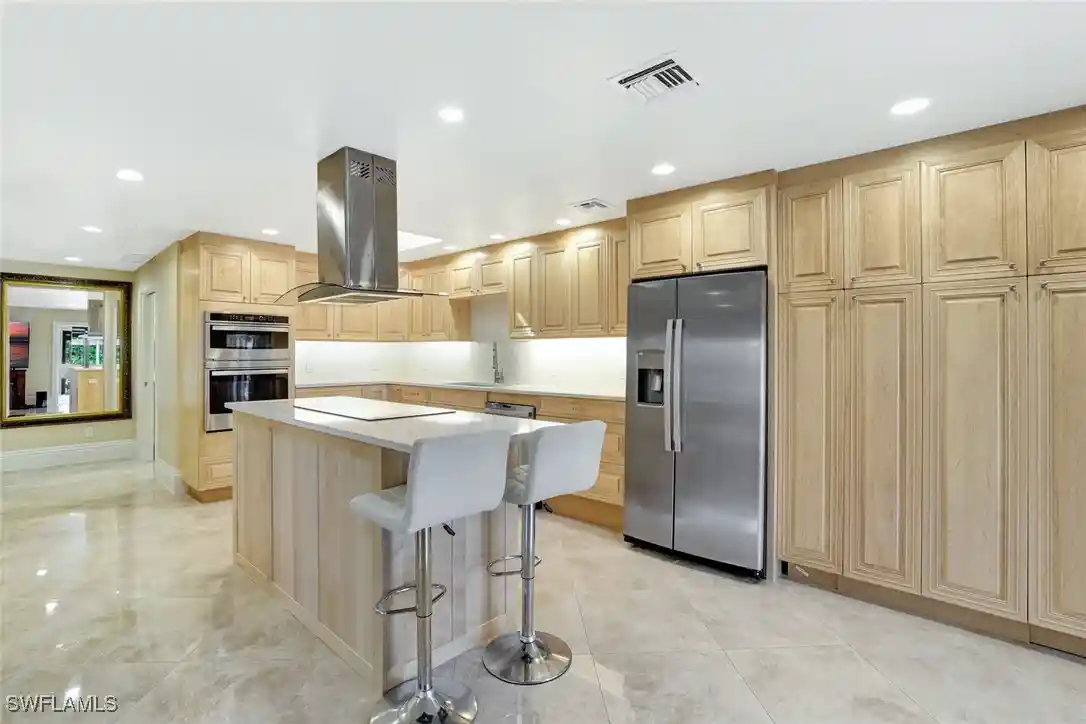 Condo for sale at 1405 Curlew Ave #3, Naples, FL 34102 | MLS# 225019016