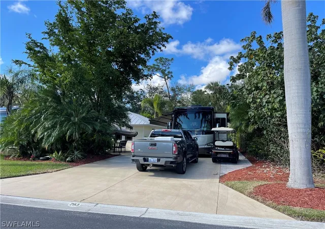 3rd image of Lot 293 3021 Riverboat Lndg, La Belle, FL 33935 | MLS# 222087301