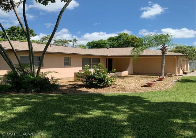 Photo 2 of Single family home for sale at 4709 Vinsetta Ave, North Fort Myers, FL 33903 | MLS# 225029373 | Listing updated on 2026-07-28