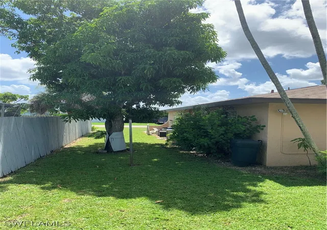 Photo 4 of Single family home for sale at 4709 Vinsetta Ave, North Fort Myers, FL 33903 | MLS# 225029373 | Listing updated on 2026-07-28