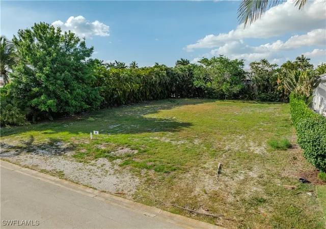 3rd image of 505 Turtle Hatch Rd, Naples, FL 34103 | MLS# 225034502