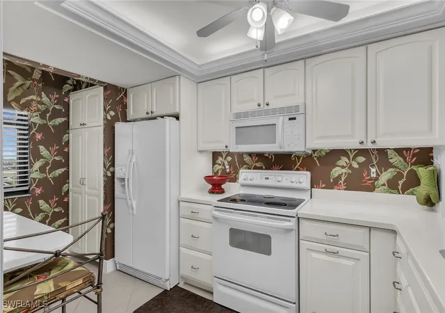 4th image of 320 Seaview Ct #1201, Marco Island, FL 34145 | MLS# 225035144