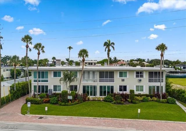 Photo 1 of Condo for sale at 1550 Gulf Shore Blvd N #W2, Naples, FL 34102 | MLS# 225024696 | Listing updated on 2026-04-02