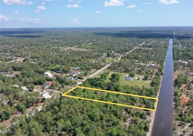4th image of 10Th St Se, Naples, FL 34117 | MLS# 225028371