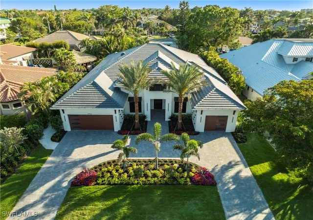 2nd image of 770 Port Side Dr, Naples, FL 34103 | MLS# 225023117