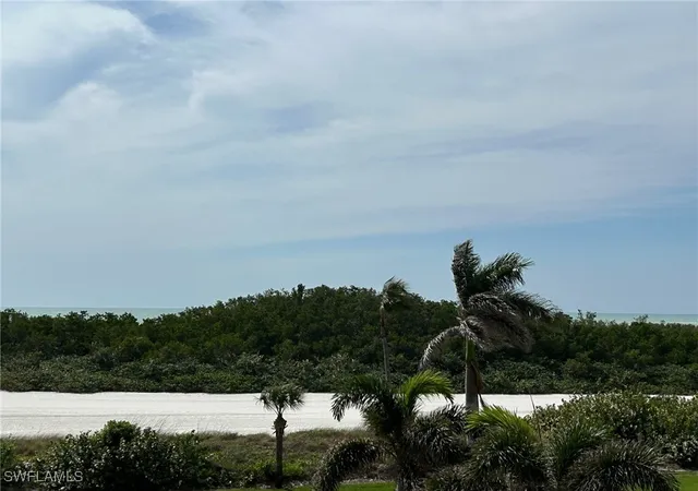 5th image of 320 Seaview Ct #2-302, Marco Island, FL 34145 | MLS# 225016546
