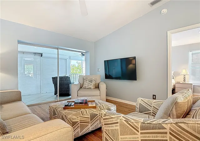 Listing Photo 4 - Condo for sale in building located at 1025 Mainsail Dr, Naples, FL 34114 - Unit #215