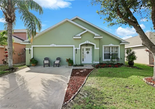 Photo 2 of Single family home for sale at 8937 Fawn Ridge Dr, Fort Myers, FL 33912 | MLS# 225022388 | Listing updated on 2026-07-28
