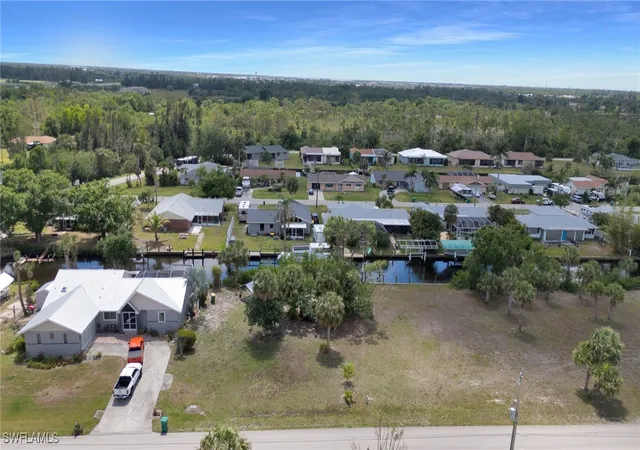 5th image of 3124 Caribbean Dr, Punta Gorda, FL 33950 | MLS# 225039746