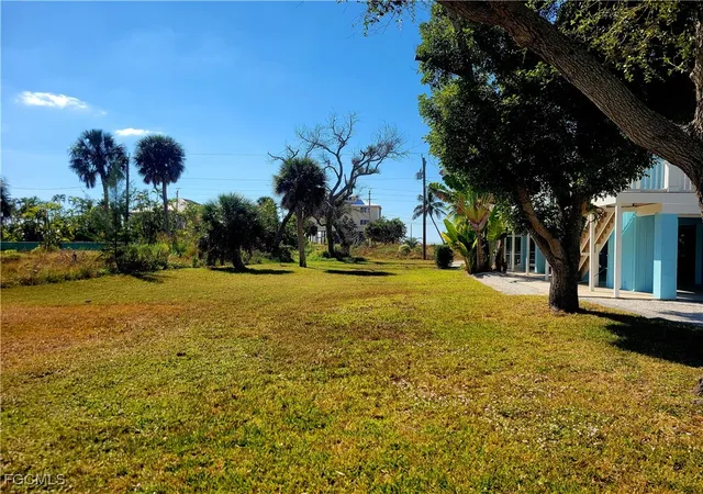 3rd image of 5840 Lauder St, Fort Myers Beach, FL 33931 | MLS# 224023088