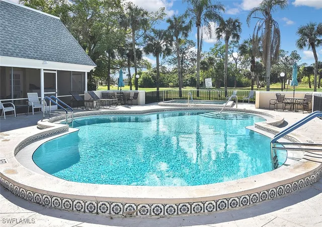 4th image of 4 Park Lane Cir, Lehigh Acres, FL 33936 | MLS# 224101394