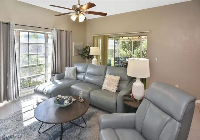 5th image of 4 Park Lane Cir, Lehigh Acres, FL 33936 | MLS# 224101394