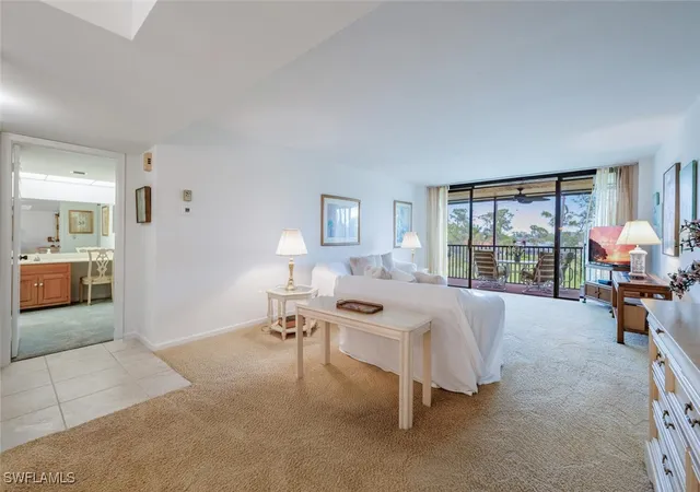 Listing Photo 5 - Condo for sale in building located at 415 Augusta Blvd, Naples, FL 34113 - Unit #311