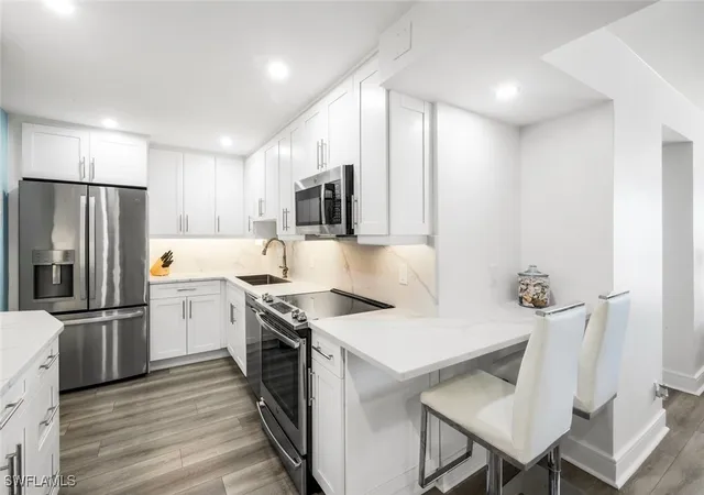1st image of 4005 Gulf Shore Blvd N #404, Naples, FL 34103 | MLS# 225029388