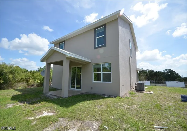 Photo 3 of Single family home for sale at 272 Pelton Cir, Port Charlotte, FL 33954 | MLS# 223058747 | Listing updated on 2026-09-26