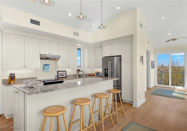 3rd image of 2190 Camino Del Mar Dr, Sanibel, FL 33957 | MLS# 225037092