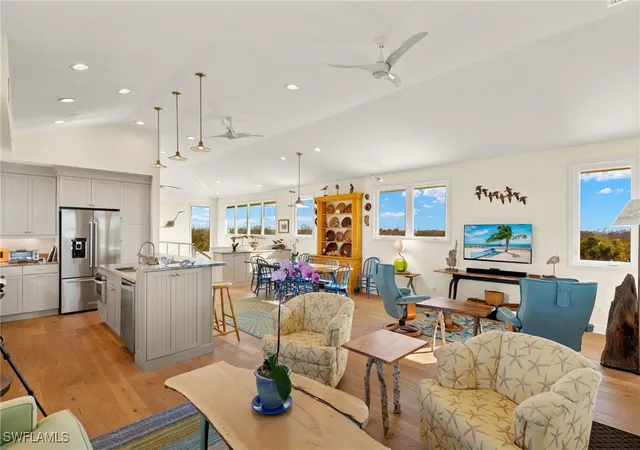 4th image of 2190 Camino Del Mar Dr, Sanibel, FL 33957 | MLS# 225037092