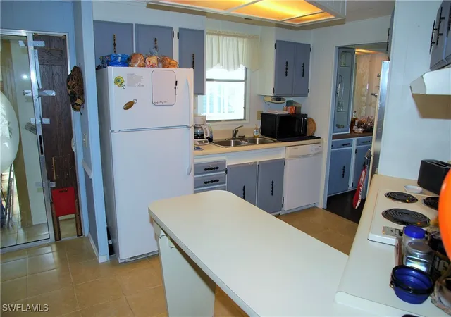 30th image of 422 Snead Dr, North Fort Myers, FL 33903 | MLS# 225014285