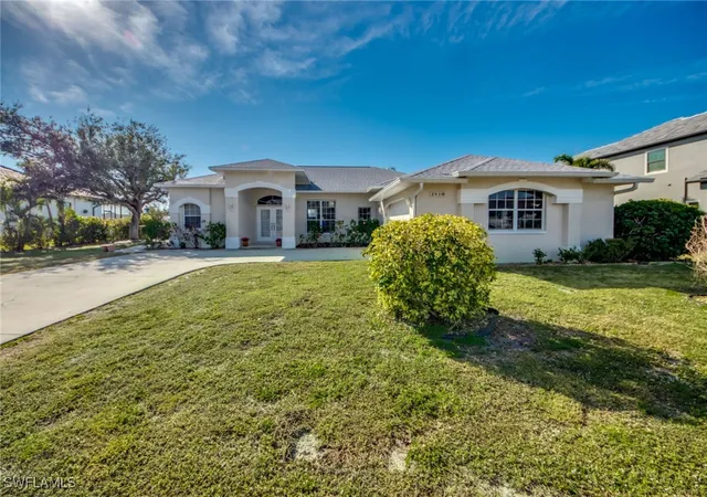 Photo 2 of Sale Pending at 2810 Sw 25th St, Cape Coral, FL 33914 | MLS# 225011891 | Listing updated on 2025-10-09