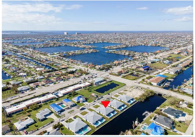 50th image of 317 319 Sw 47th Ter, Cape Coral, FL 33914 | MLS# 224074700