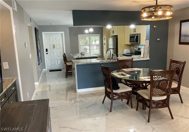 5th image of 12170 Kelly Sands Way #705, Fort Myers, FL 33908 | MLS# 224039088