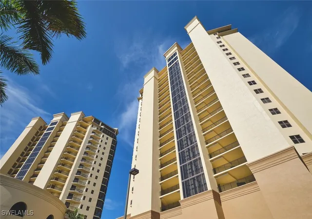 Homes for sale in Fort Myers, FL | 14300 Riva Del Lago Dr #805, Fort Myers, FL 33907 | MLS# 224099671