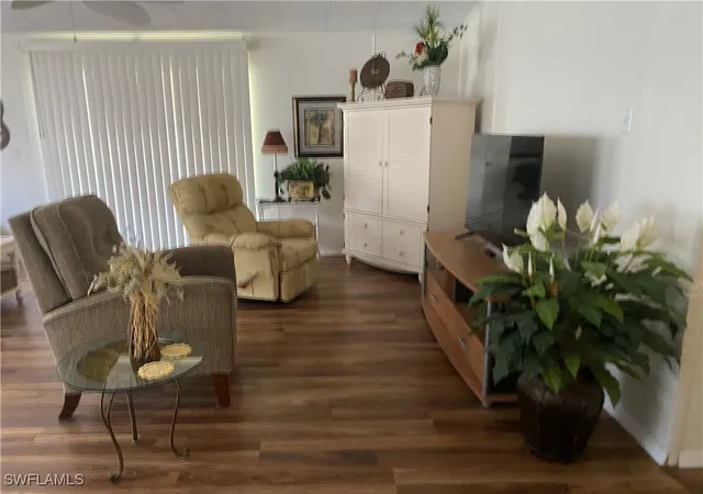 Photo 3 of Sale Pending at 619 Charlemagne Blvd, Naples, FL 34112 | MLS# 225043746 | Listing updated on 2025-10-03